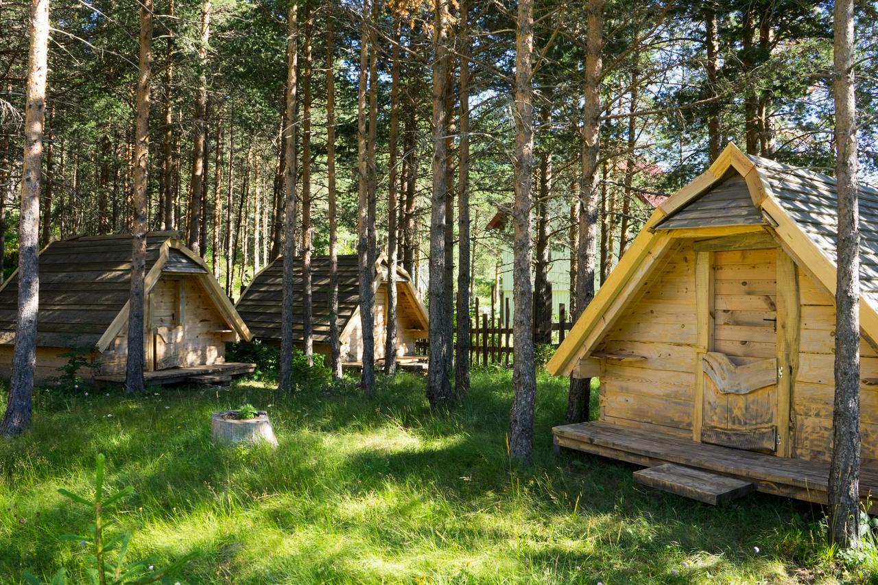 Eco Camp Chalets Pod Gorom Zabljak  Luaran gambar
