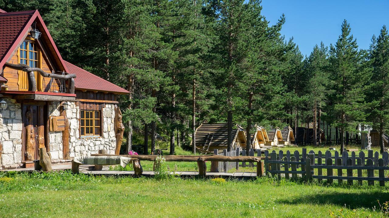 Eco Camp Chalets Pod Gorom Zabljak  Luaran gambar