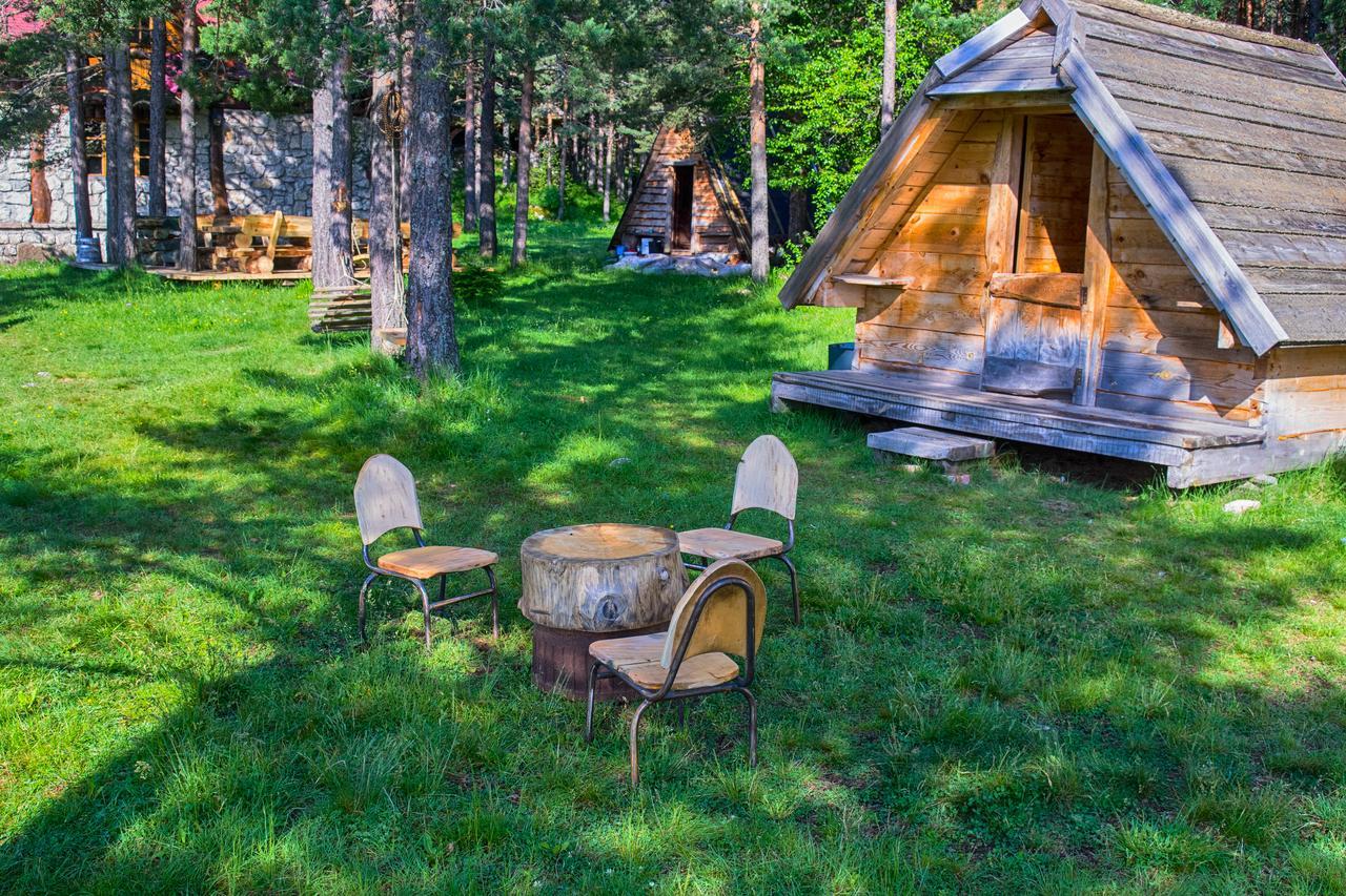Eco Camp Chalets Pod Gorom Zabljak  Luaran gambar